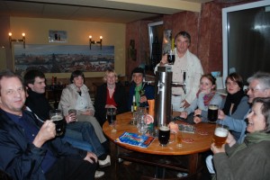 54 - Nachteulen im U Fleku_AndreasSchmidt »Kali«-Nachteulen im Restaurant »U Fleku« beim Schwarzbier